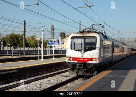 Intercity Italian Train by Trenitalia, Italy Stock Photo - Alamy