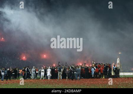 Players of Wydad Casablanca celebrate after winning the CAF Champions League final match , on May 30, 2022 in Casablanca, Morocco. (Photo by Ahmed Awaad/NurPhoto) Stock Photo