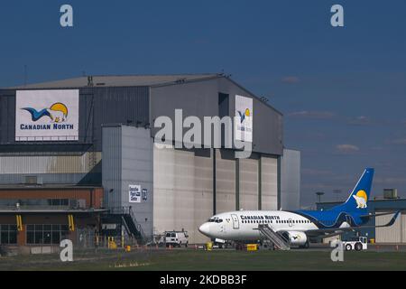 Canadian North plane at Edmonton International Airport. On Sunday, May 22, 2022, in Edmonton International Airport, Edmonton, Alberta, Canada. (Photo by Artur Widak/NurPhoto) Stock Photo