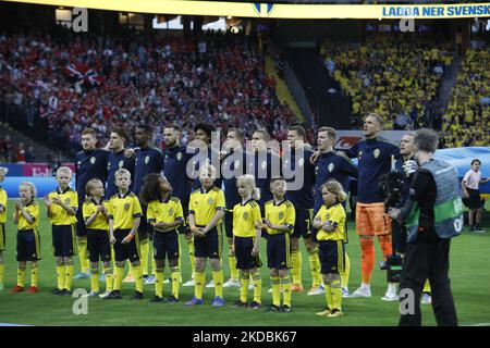 Swedish National Team during the national song at Sunday's football match in the Nations League, division B, group 4, between Sweden and Norway at the Stadium Friends Arena in Solna. (Photo by Reinaldo Ubilla/NurPhoto) Stock Photo