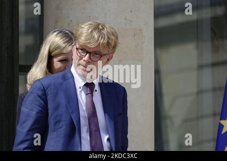 FRANCE - PARIS – GOVERNMENT – POLITICS - French Agriculture and Food Safety Minister Marc Fesneau leaves after a weekly cabinet meeting at the Elysee Palace in Paris on June 14, 2022 (Photo by Daniel Pier/NurPhoto) Stock Photo