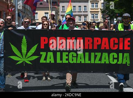 Participants during the march in Rzeszow's city center. The first Cannabis Liberation March of the Podkarpacie Region took place in Rzeszów. The participants demanded a change to the current law in force in Poland, and called for the legalization of marijuana for medical purposes. On Saturday, June 18, 2022, in Rzeszow, Podkarpackie Voivodeship, Poland. (Photo by Artur Widak/NurPhoto) Stock Photo
