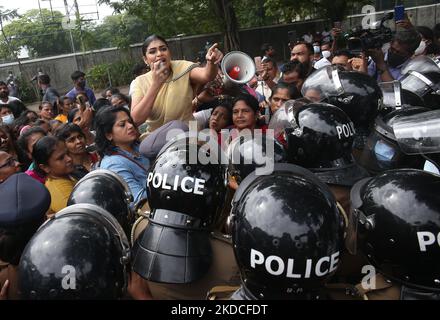 Hirunika Premachandra, the member of the Samagi Jana Balawegaya and leader of Samagi Vanitha Balawegaya, during a protest near Sri Lanka's Prime Minister Ranil Wickremesinghe's private residence, amid the country's economic crisis, in Sri Lanka, June 22, 2022. Stock Photo