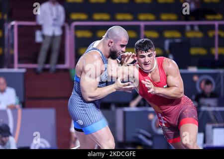 David Losonczi (HUN) vs Nikoloz Kakhelashvili (ITA) GR 97kg during the Wrestling 2022 Ranking Series (day1) on June 22, 2022 at the Matteo Pellicone in Rome, Italy (Photo by Luigi Mariani/LiveMedia/NurPhoto) Stock Photo