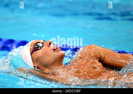 David Popovici of Team Romania prepares to compete in the Men's 100m Freestyle Final on day five of the Budapest 2022 FINA World Championships at Duna Arena on June 22, 2022 in Budapest, Hungary. (Photo by Alex Nicodim/NurPhoto) Stock Photo