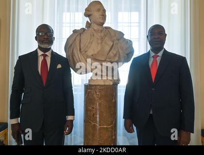 Nuno Gomes Nabiam (R), Prime Minister of Guinea-Bissau and Fidelis Forbs (L), Minister of Public Works, Housing and Urban Planning of Guinea-Bissau pose for a photo during the visit of Wawel Castle in Krakow. Both politicians traveled to Poland to take part in a major United Nations conference on urban development in Katowice this week. On Wednesday, June 29, 2022, in Wawel Castle, Krakow, Poland. (Photo by Artur Widak/NurPhoto) Stock Photo