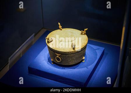 Exquisite Bronze Artifacts from Bashu and Sichuan Regions in Ancient China Stock Photo