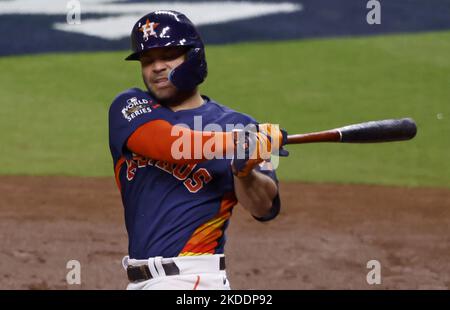 Houston Astros' Jose Altuve, Yordan Alvarez nominated for 2022 Hank Aaron  award