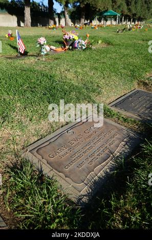 Los Angeles, California, USA 3rd November 2022 Actor/singer Gary Evan Crosby's Grave in Blessed Assurance Section at Forest Lawn Memorial Park Hollywood Hills on November 3, 2022 in Los Angeles, California, USA. He Was an actor and Bing Crosby's Son. Photo by Barry King/Alamy Stock Photo Stock Photo