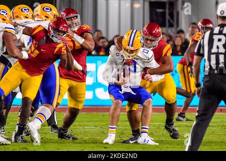 USC Trojans Defensive Lineman Jack Sullivan (99) Rushes The Edge During ...