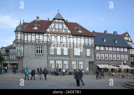 Houses with slate wall at the market place, Goslar, Harz, Lower Saxony, Germany Stock Photo