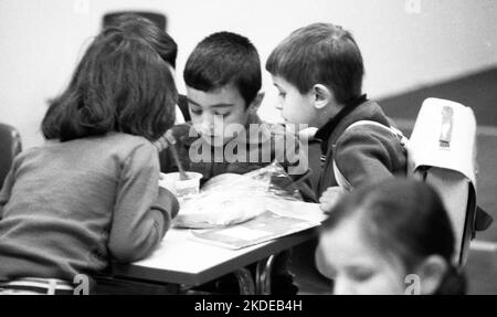 The 7th Interschool '80 education fair on 5 May 1980 in the Westfalenhalle Dortmund. Sample class, Germany Stock Photo