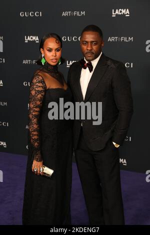 Los Angeles, USA. 05th Nov, 2022. Sabrina Dhowre Elba and Idris Elba arrive at the 2022 LACMA Art   Film Gala held at LACMA in Los Angeles, CA on Saturday, November 5, 2022. (Photo By Conor Duffy/Sipa USA) Credit: Sipa USA/Alamy Live News Stock Photo