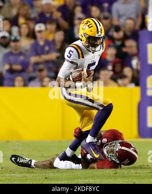 Alabama defensive back Brian Branch (14) hits New Mexico State ...