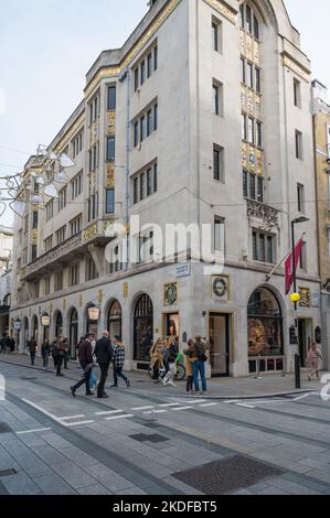 Ferragamo gardens shop