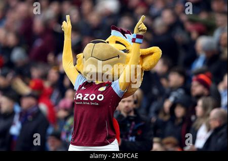 Aston Villa mascot Bella the Lion before the Premier League match at Villa Park, Birmingham. Picture date: Sunday November 6, 2022. Stock Photo