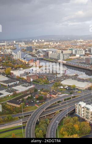 Aerial view of Glasgow showing the Kingston Bridge over the River Clyde and M8, M74 Motorway Stock Photo