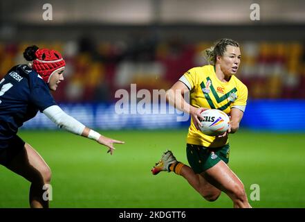 Australia's Emma Tonegato during the Women's Rugby League World Cup Group B match at the LNER Community Stadium, York. Picture date: Sunday November 6, 2022. Stock Photo