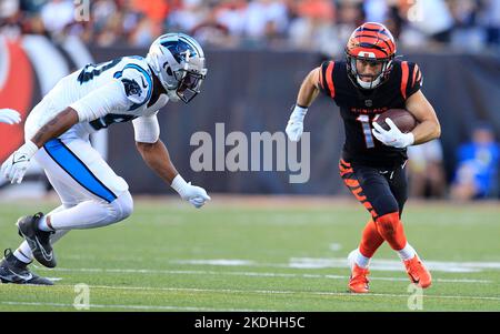 Cincinnati Bengals wide receiver Trent Taylor (11) carries the ball during  an NFL football game against the Carolina Panthers, Sunday, Nov. 6, 2022,  in Cincinnati. (AP Photo/Emilee Chinn Stock Photo - Alamy