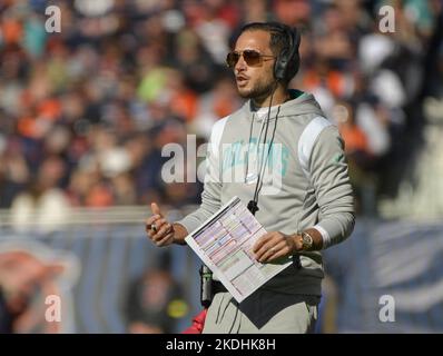 Chicago, United States. 06th Nov, 2022. Miami Dolphins head coach Mike McDaniel during a game against the Chicago Bears at Soldier Field in Chicago on Sunday, November 6, 2022. The Dolphins won 35-32. Photo by Mark Black/UPI Credit: UPI/Alamy Live News Stock Photo