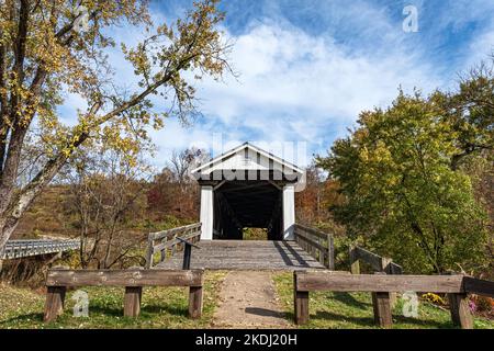 Marietta, Ohio, USA-Oct. 25, 2022: A restoration of the original Rinard Covered Bridge built in 1876 that was destroyed by flood in 2004. This bridge Stock Photo