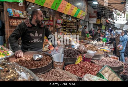 Fruit and vegetable market, souk Amman, Jordan, Arabia Stock Photo - Alamy