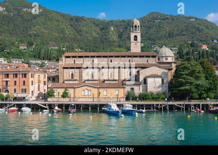 Salo Cathedral, view in summer of the Duomo di Santa Maria Annunziata sited in the scenic lakeside town of Salo, Lake Garda, Lombardy, Italy Stock Photo