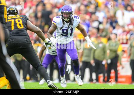 Landover, MD, USA. 6th Nov, 2022. Minnesota Vikings linebacker Patrick  Jones II (91) rushes the passer during the NFL game between the Minnesota  Vikings and the Washington Commanders in Landover, MD. Reggie  Hildred/CSM/Alamy Live News Stock