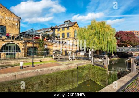 View to canal locks on the Regents Canal and market at Camden Town. London, England Stock Photo