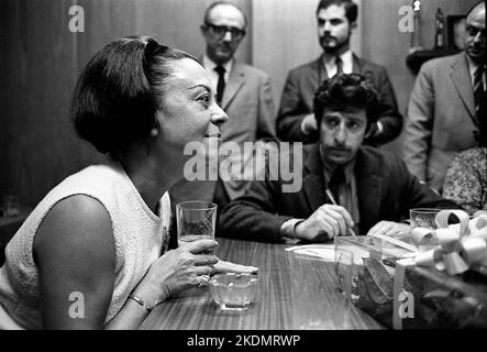 Giulietta Masina, Italian actress, Federico Fellini´s wife, during a press conference in Buenos Aires, Argentina Stock Photo