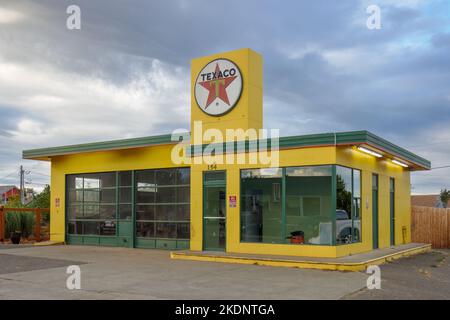 Vintage Texaco service station. Sequim, Washington. Stock Photo