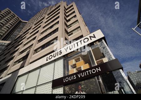 Louis Vuitton Canada Head Office