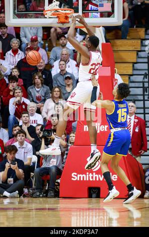 Bloomington, United States. 07th Nov, 2022. Indiana Hoosiers forward Jordan Geronimo (22) dunks during an NCAA basketball game against Morehead State at Assembly Hall in Bloomington. IU beat Morehead 88-53. (Photo by Jeremy Hogan/SOPA Images/Sipa USA) Credit: Sipa USA/Alamy Live News Stock Photo