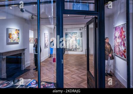 London, UK. 8th Nov, 2022. Opera Gallery London presents “Fur & Feathers”, an exhibition of new works by Lita Cabellut, 'where the animal soul and human figures are joined together'. It is on at their new gallery in the Burlington Arcade from 9 November - 4 December 2022. Credit: Guy Bell/Alamy Live News Stock Photo