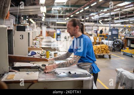 Picture Jim Wileman - Pittards leather goods factory, in Yeovil, Somerset. Stock Photo