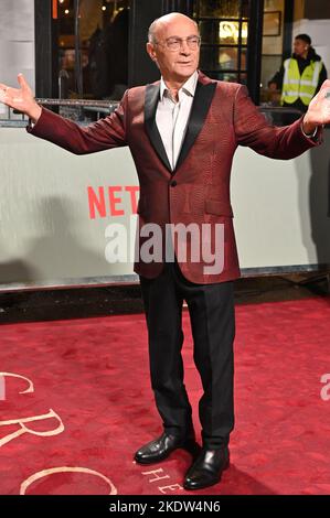 London, UK. 8th November, 2022. Salim Daw attends Netflix Present the world Permiere - The fifth season of The Crown at Theatre Royal, Drury Lane, on 8 November London, UK. Credit: See Li/Picture Capital/Alamy Live News Stock Photo