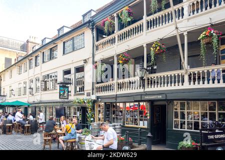 16th century The George Inn, Borough High Street, Southwark, The London Borough of Southwark, Greater London, England, United Kingdom Stock Photo