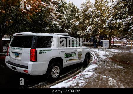 Reno, United States. 08th Nov, 2022. Local Sheriffs at a voting location. Election day in Northern Nevada is met with a winter storm but turn remained busy for in person voting. Along side local elections the state will also vote on a Senator position and State Governor. Credit: SOPA Images Limited/Alamy Live News Stock Photo