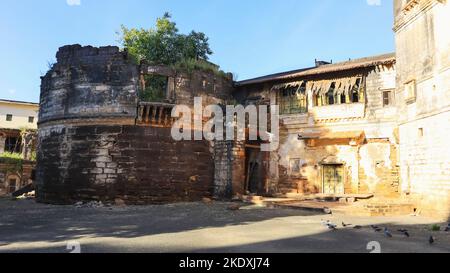 Abandoned house in Front Prag Mahal, Bhuj, Gujarat, India. Stock Photo