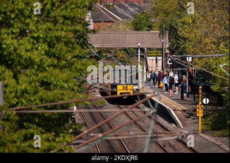 Metro train stopped at West Jesmond station, Newcastle upon Tyne Stock Photo