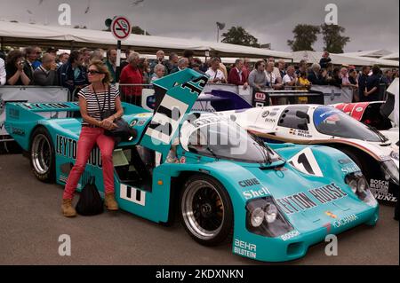 Porsche 962 leyton house hi-res stock photography and images