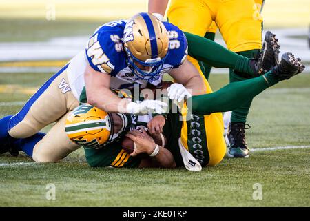 Winnipeg Blue Bombers' Greg McCrae (29) and Brady Oliveira (20) celebrate  Oliveira‚Äôs touchdown against the Edmonton Elks during first half CFL  action in Winnipeg on October 8, 2022. Oliveira will make his