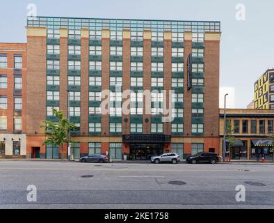 Hotel Indigo Cleveland Downtown The Former Radisson Hotel Cleveland Gateway Is Located Oposite Rocket Mortgage Fieldhouse Sports Arena 2ke1758 
