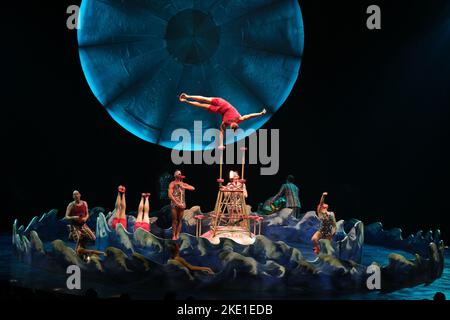 Madrid, Spain. 08th Nov, 2022. Various actors performing at Cirque du Soleil's 'LUZIA' show. The show invites audiences to immerse themselves in a dreamlike journey through a vibrant world suspended somewhere between the real and the unreal. The show is on an old movie set, an ocean and a ballroom with Mexican faces and sounds that blend tradition and modernity. In addition, 'Luzia' captivates and incorporates for the first time, in a Cirque du Soleil touring production, rain in the artistic proposal. (Photo by Atilano Garcia/SOPA Images/Sipa USA) Credit: Sipa USA/Alamy Live News Stock Photo