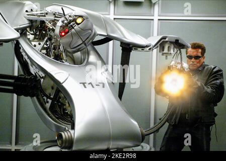 TERMINATOR 3: RISE OF THE MACHINES, T1-7, ARNOLD SCHWARZENEGGER, 2003 Stock Photo