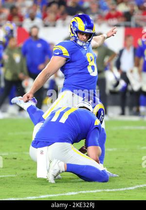 Los Angeles Rams place kicker Matt Gay (8) warms up before an NFL football  game against the Los Angeles Chargers Saturday, Aug. 14, 2021, in  Inglewood, Calif. (AP Photo/Kyusung Gong Stock Photo - Alamy