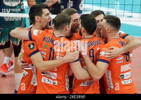 Pala Barton, Perugia, Italy, November 09, 2022, ach volley ljubljana rejoices  during  Sir Sicoma Monini Perugia vs ACH Volley Ljubljana - CEV Champions League volleyball match Stock Photo