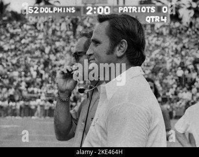 Bob Griese shows his 1973 Super Bowl ring, awarded for the 17-0 Miami  Dolphins after they beat the Washington Redskins 14-7. Griese wore the ring  during the Super Bowl VIP party at