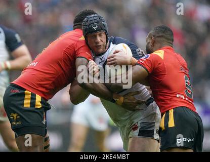 File photo dated 05-11-2022 of Veteran prop Chris Hill (centre) who will climb to second in the all-time list of leading appearance makers in Rugby League World Cups when England take on Samoa in Saturday's semi-final at the Emirates Stadium. Issue date: Thursday November 10, 2022. Stock Photo