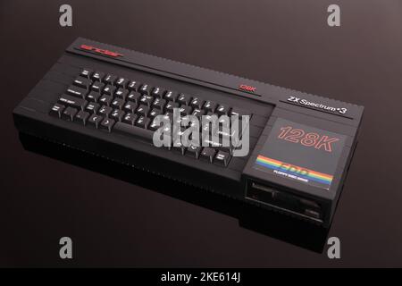 Sinclair Spectrum +3 128k personal computer with floppy disc drive FDD Stock Photo